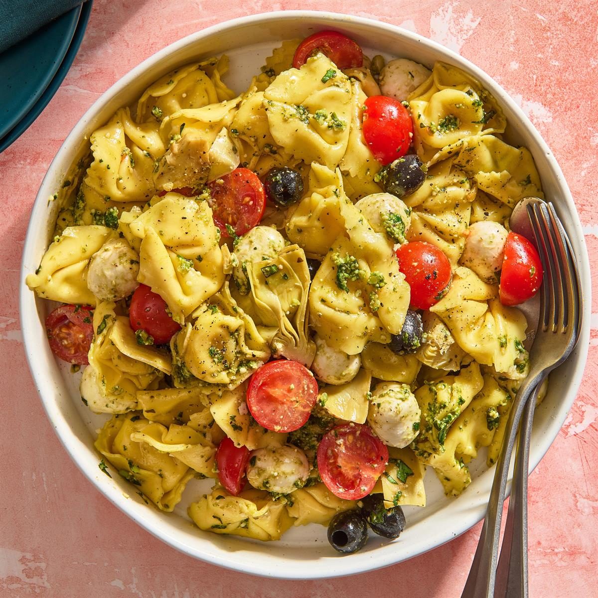 Fresh Tortellini Salads: Pesto, Spinach, & Italian Twists